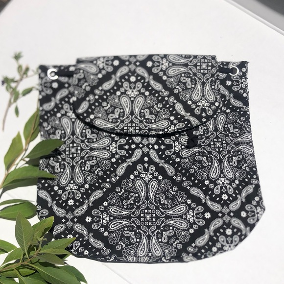 Victoria's Secret PINK Small Paisley Backpack.💓 - Picture 3 of 16